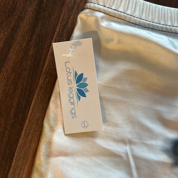 Star Wars Leggings - Picture 3 of 3